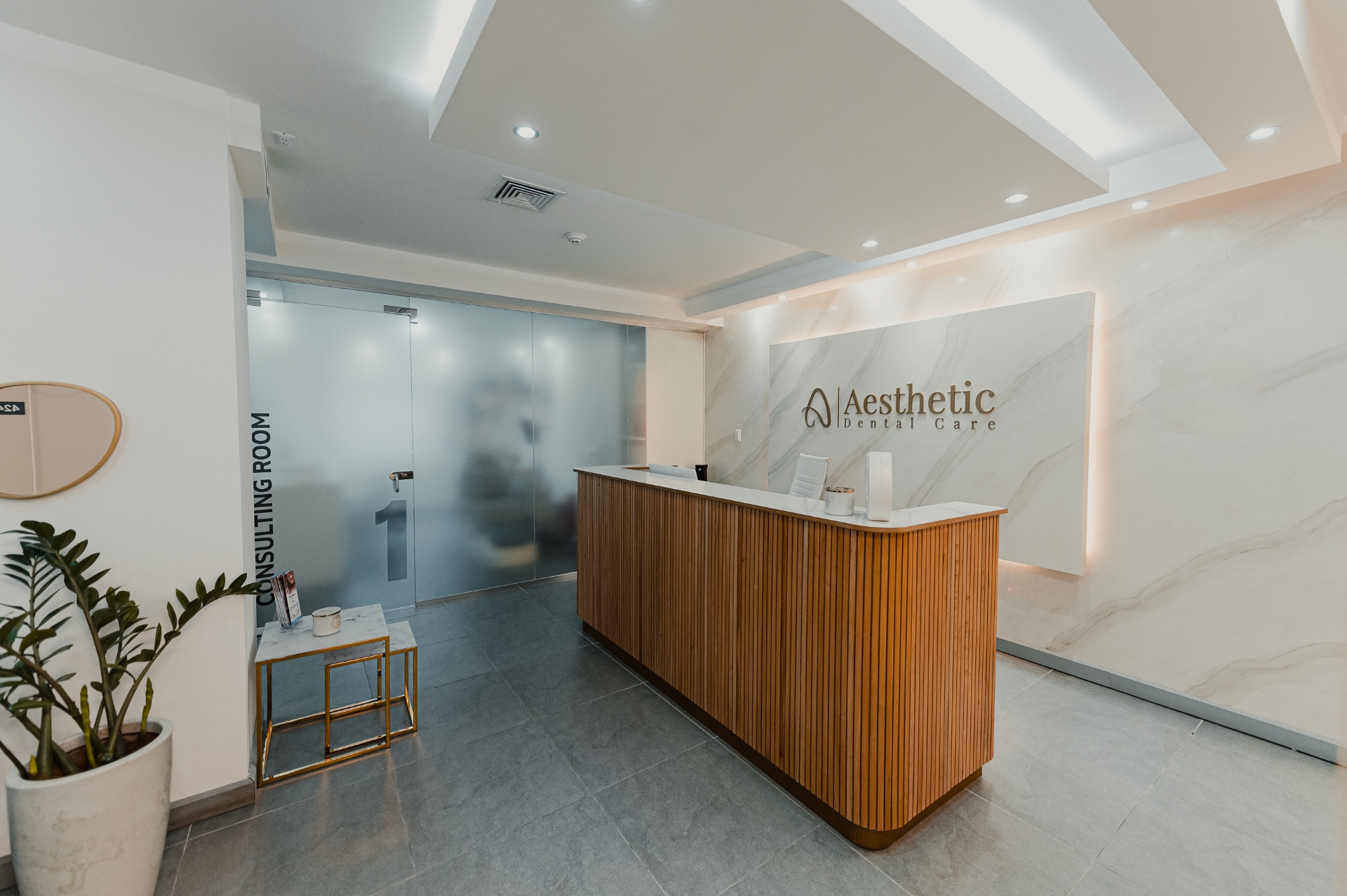 Recepción de Aesthetic Dental Care